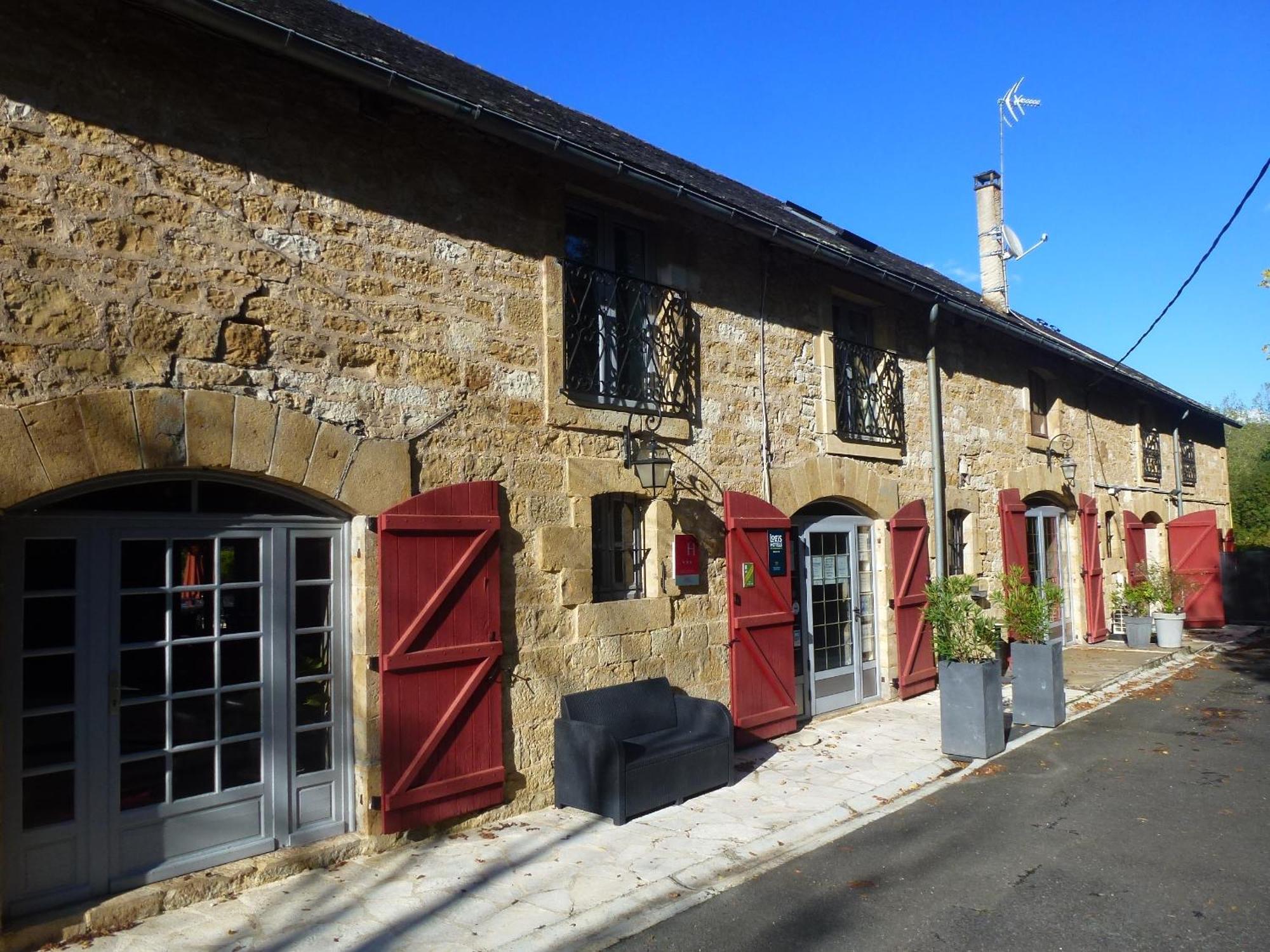 Logis Hotel Auberge De Cartassac Cressensac-Sarrazac Eksteriør bilde
